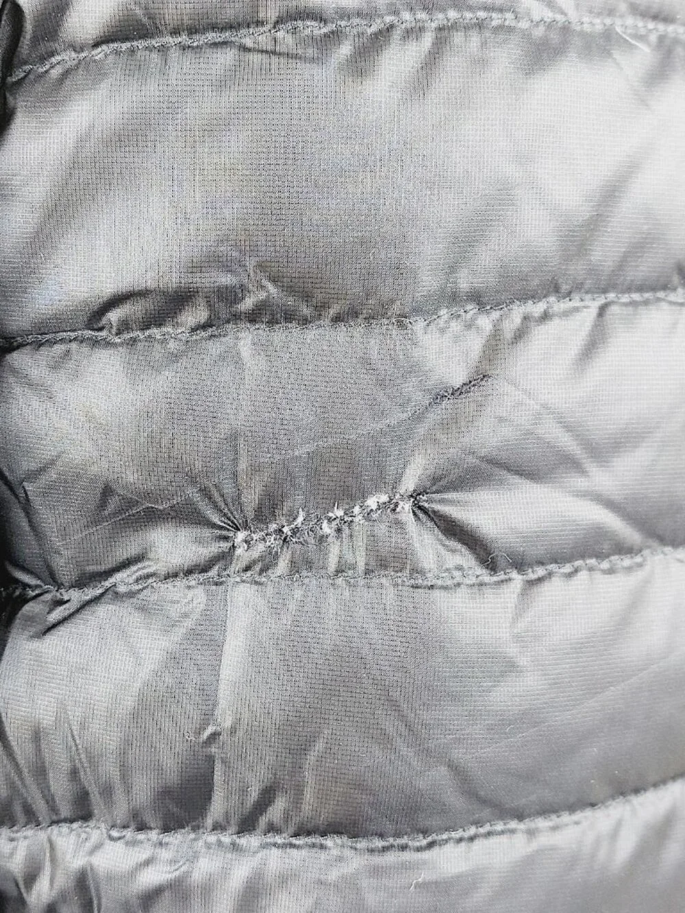 Lululemon Women's Black Down For A Run II Thermal Puffer Jacket Size 10